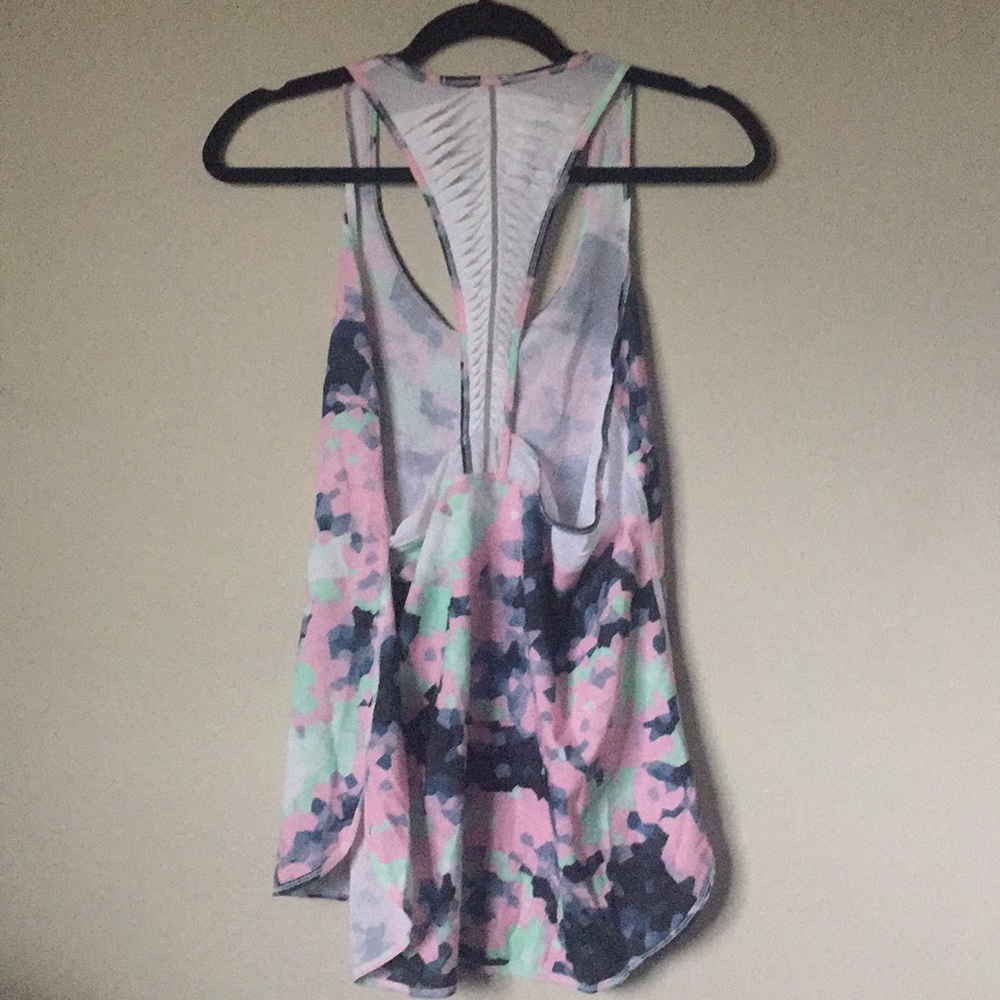 Lululemon Racerback Top Size 10 - Picture 2 of 2